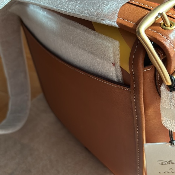 COACH  Disney X Coach Courier Bag With Mickey Mouse And Minnie Mouse - Picture 4 of 7